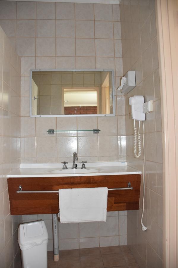 Mount Barker Valley Views Motel & Chalets, Western Australia エクステリア 写真